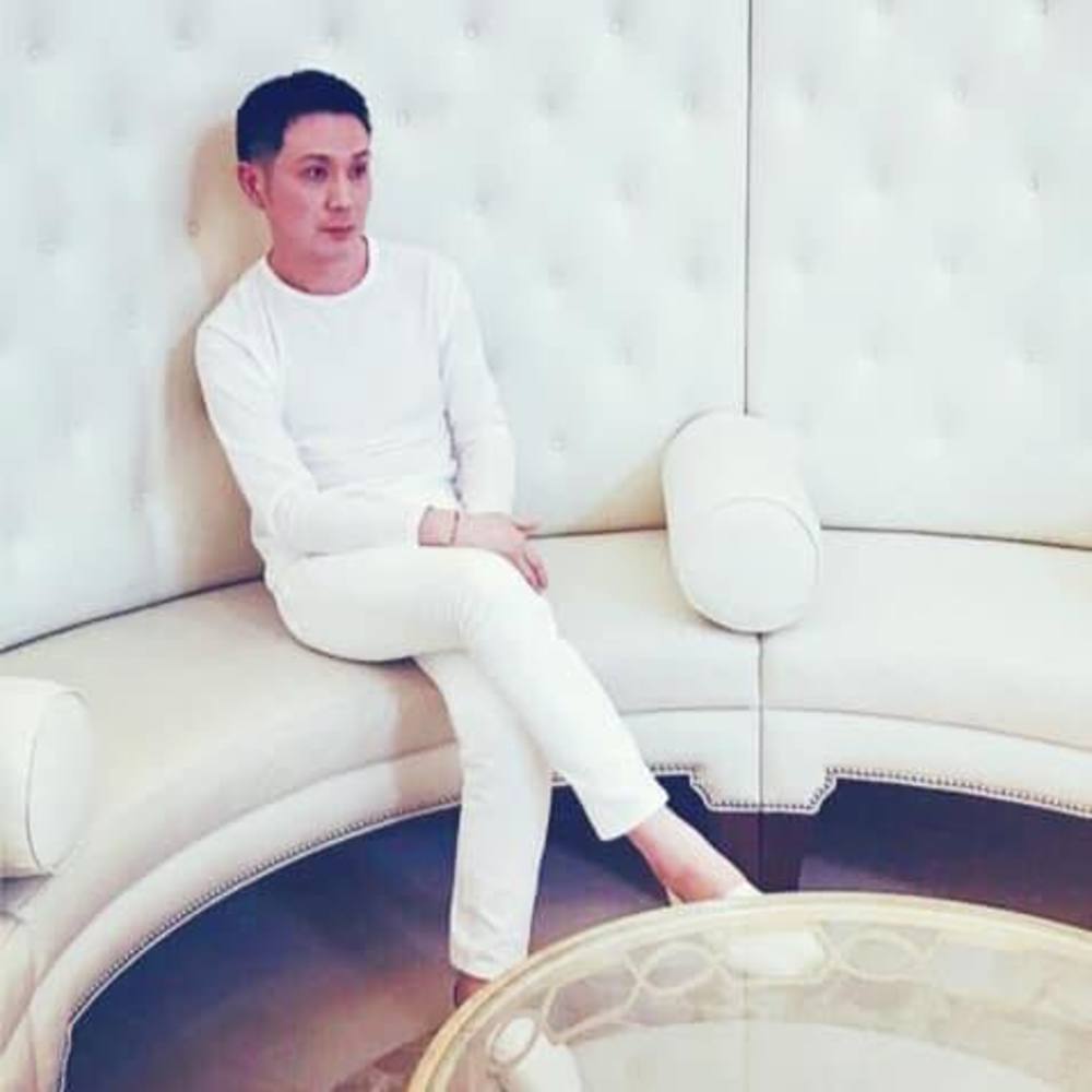 Meet your Posher, Kyunghoon